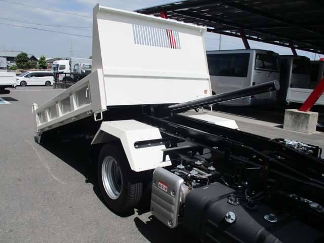 日野デュトロローダーダンプ小型（2t・3t）[写真09]