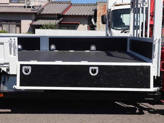 三菱ふそうキャンタークレーン6段小型（2t・3t）[写真15]