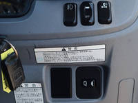 三菱ふそうキャンタークレーン6段小型（2t・3t）[写真38]