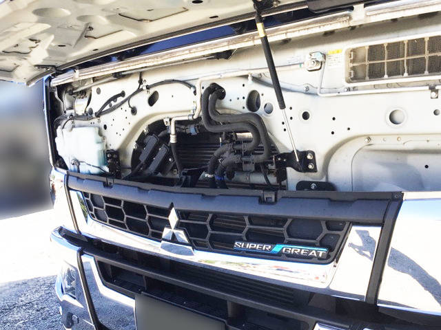 三菱ふそうスーパーグレートセルフクレーン4段大型（10t）[写真13]