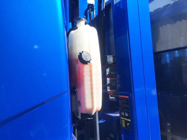 三菱ふそうスーパーグレートセルフクレーン4段大型（10t）[写真15]