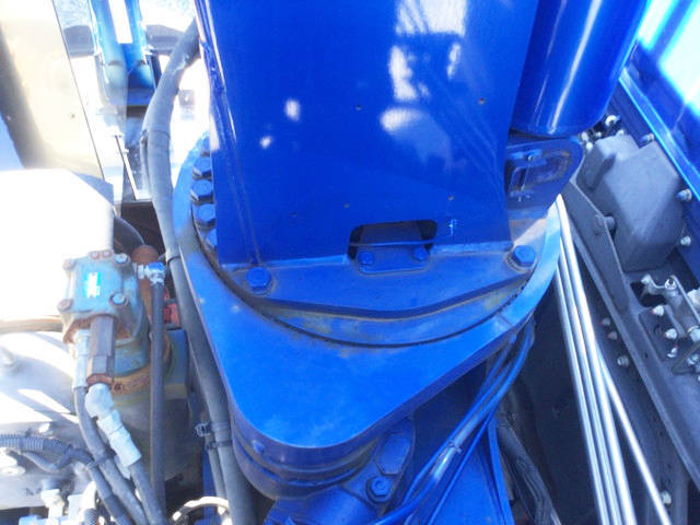 三菱ふそうスーパーグレートセルフクレーン4段大型（10t）[写真16]