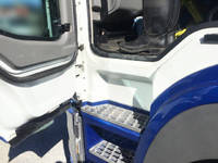 三菱ふそうスーパーグレートセルフクレーン4段大型（10t）[写真28]