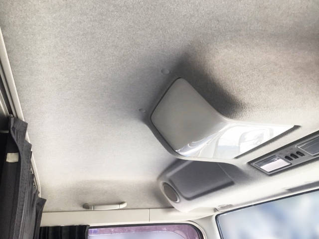 三菱ふそうスーパーグレートセルフクレーン4段大型（10t）[写真30]