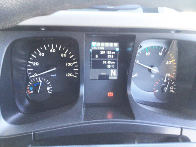 三菱ふそうスーパーグレートセルフクレーン4段大型（10t）[写真33]