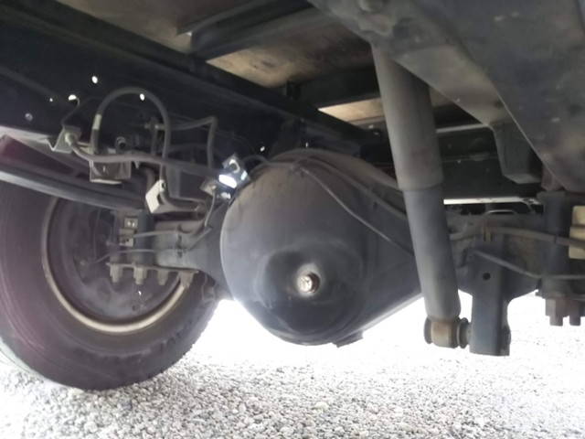 いすゞエルフアルミバン小型（2t・3t）[写真11]