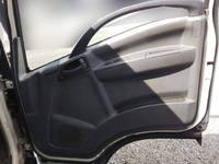 いすゞエルフアルミバン小型（2t・3t）[写真15]