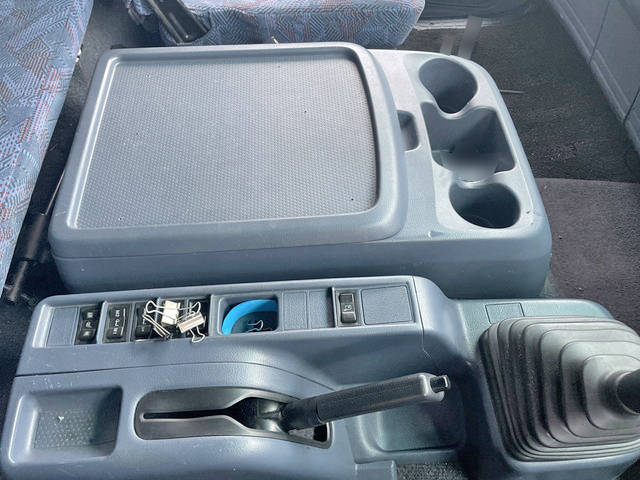 日野レンジャーアルミウイング増トン（6t・8t）[写真35]