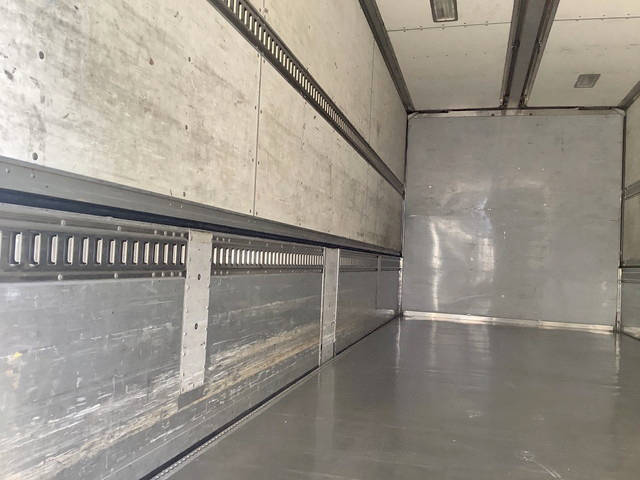 日野レンジャーアルミウイング増トン（6t・8t）[写真09]