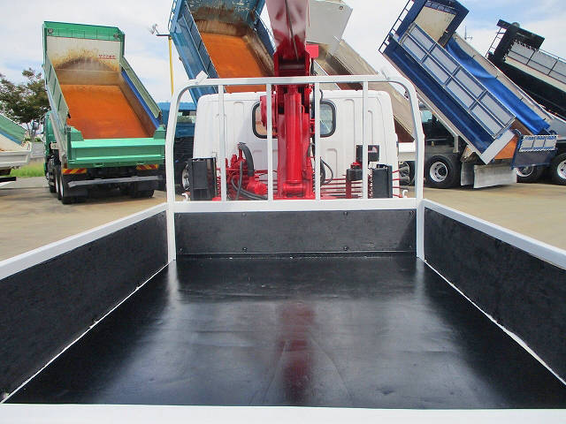 三菱ふそうキャンタークレーン4段小型（2t・3t）[写真06]