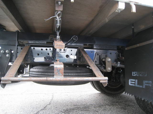 いすゞエルフクレーン4段小型（2t・3t）[写真14]