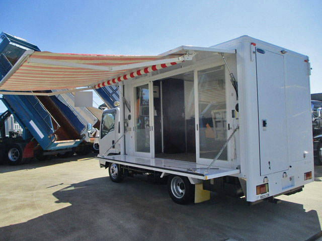 マツダタイタン移動販売車小型（2t・3t）[写真19]