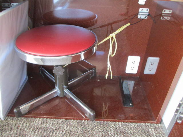 マツダタイタン移動販売車小型（2t・3t）[写真24]