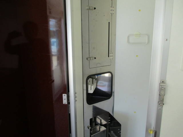 マツダタイタン移動販売車小型（2t・3t）[写真27]