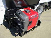 マツダタイタン移動販売車小型（2t・3t）[写真32]