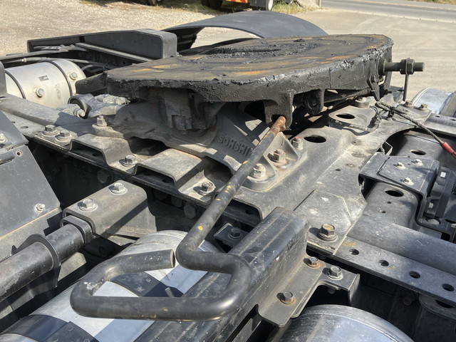 日野プロフィアトレーラーヘッド（トラクターヘッド）大型（10t）[写真13]