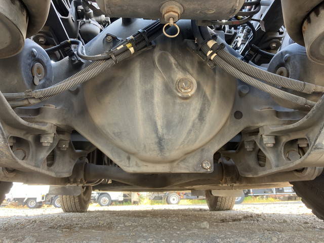 日野プロフィアトレーラーヘッド（トラクターヘッド）大型（10t）[写真20]