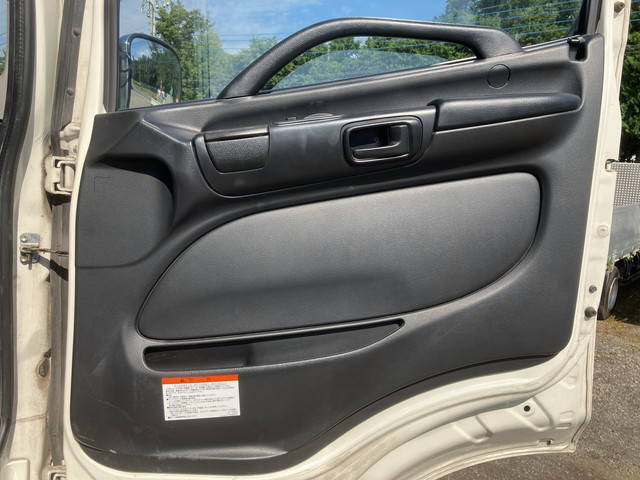 日野プロフィアトレーラーヘッド（トラクターヘッド）大型（10t）[写真24]