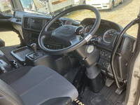 日野プロフィアトレーラーヘッド（トラクターヘッド）大型（10t）[写真28]