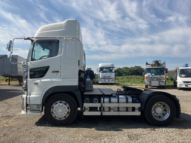 日野プロフィアトレーラーヘッド（トラクターヘッド）大型（10t）[写真05]