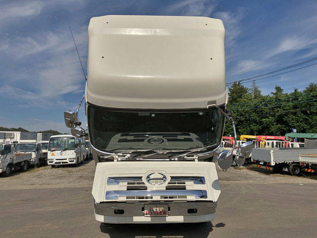 日野プロフィアトレーラーヘッド（トラクターヘッド）大型（10t）[写真08]