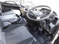 日野レンジャー平ボディ中型（4t）[写真13]