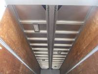 いすゞギガアルミウイング大型（10t）[写真12]