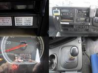 いすゞギガアルミウイング大型（10t）[写真16]