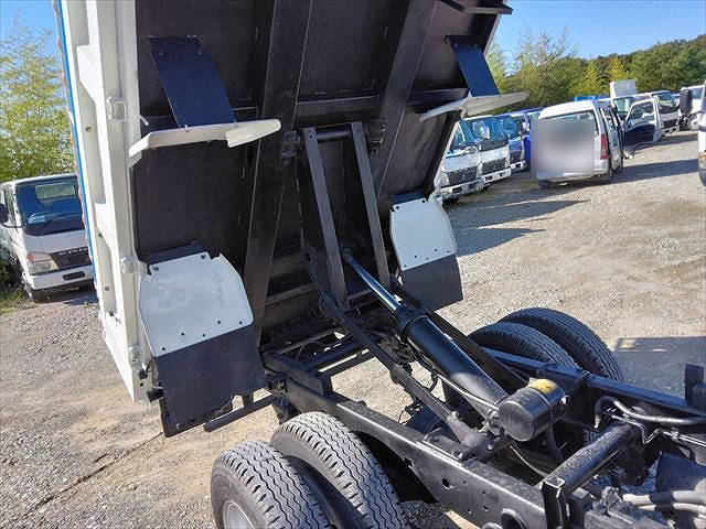 日野デュトロダンプ小型（2t・3t）[写真12]