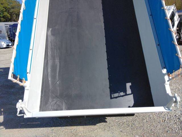 日野デュトロダンプ小型（2t・3t）[写真16]