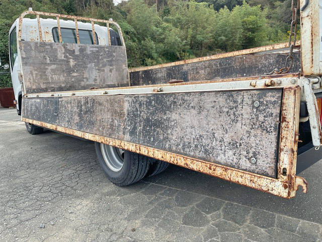 いすゞエルフ平ボディ小型（2t・3t）[写真12]