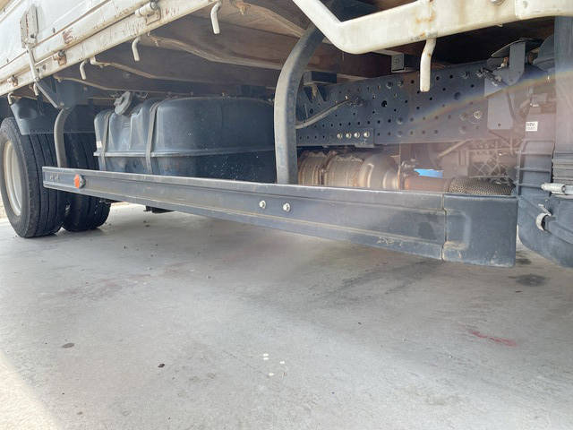 いすゞエルフ平ボディ小型（2t・3t）[写真15]