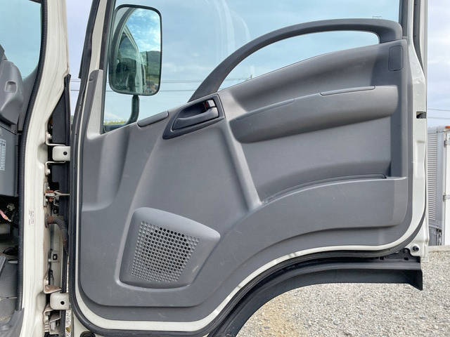 いすゞエルフ平ボディ小型（2t・3t）[写真27]