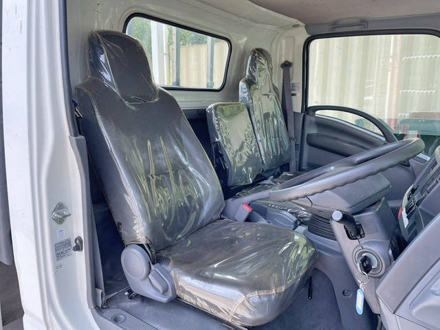 いすゞエルフ平ボディ小型（2t・3t）[写真30]