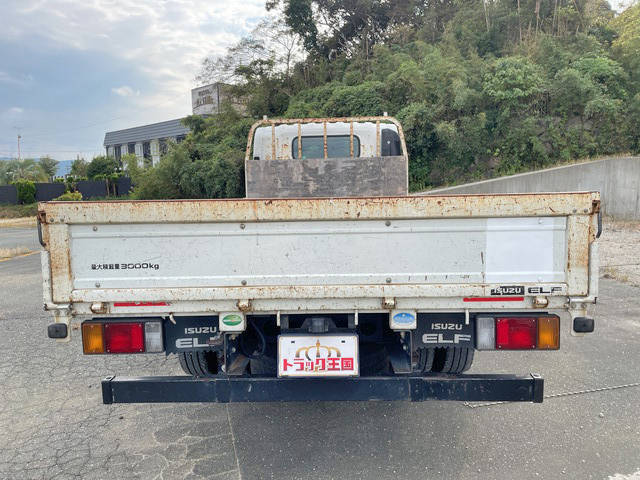 いすゞエルフ平ボディ小型（2t・3t）[写真08]