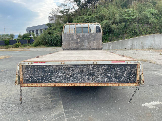 いすゞエルフ平ボディ小型（2t・3t）[写真09]