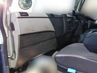 三菱ふそうファイターアルミウイング中型（4t）[写真24]