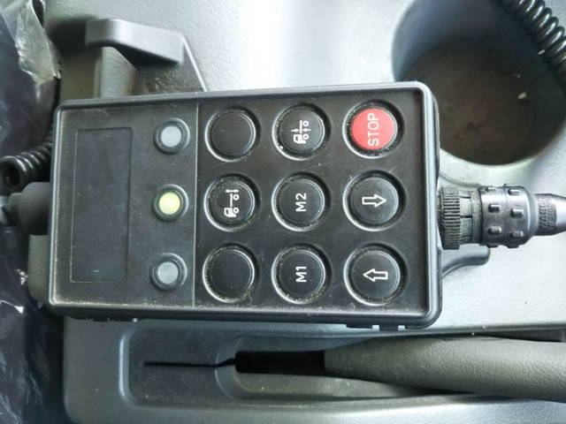 三菱ふそうファイターアルミウイング中型（4t）[写真34]