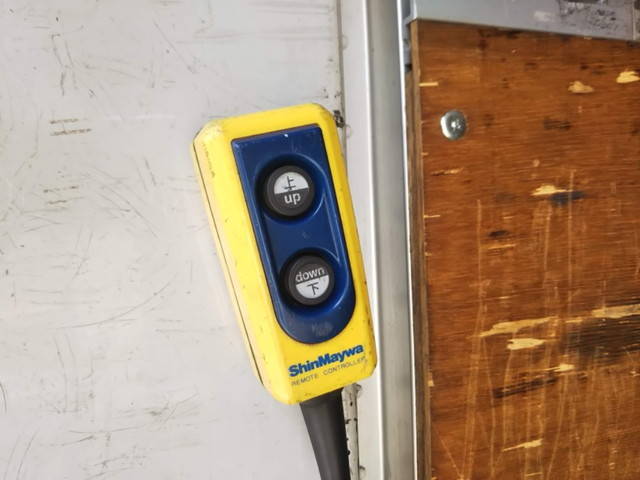 三菱ふそうファイターアルミウイング中型（4t）[写真06]