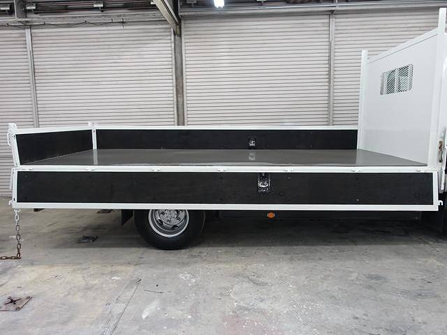 いすゞエルフ平ボディ小型（2t・3t）[写真10]