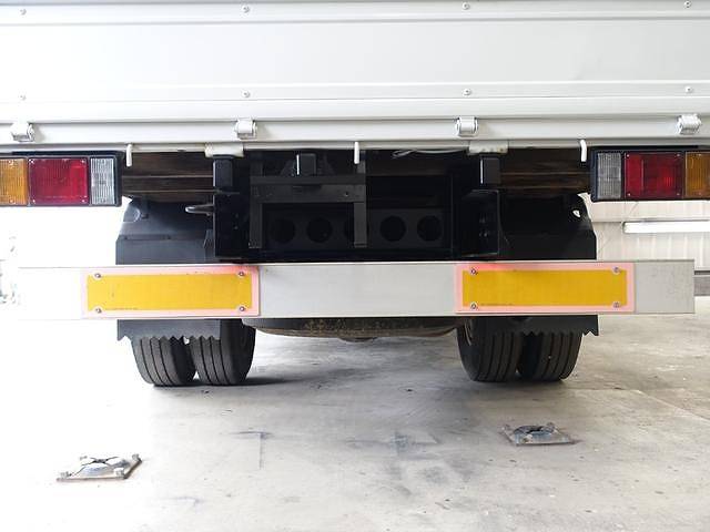 いすゞエルフ平ボディ小型（2t・3t）[写真14]