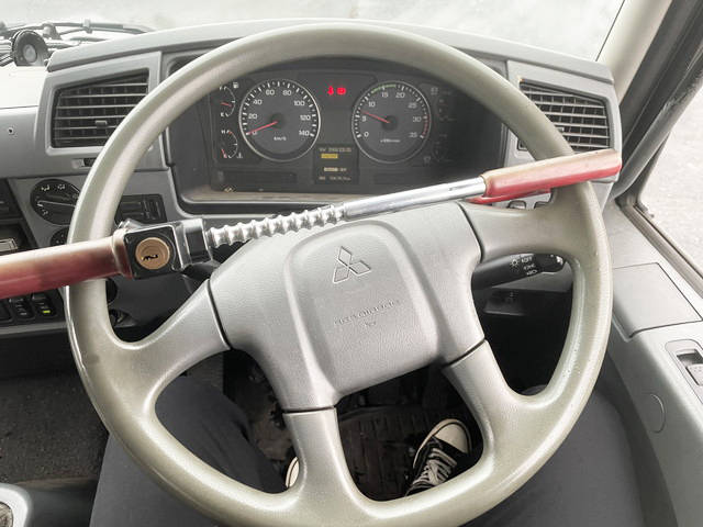 三菱ふそうファイターアルミウイング増トン（6t・8t）[写真18]