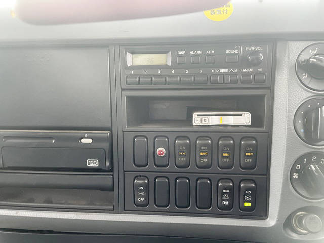 三菱ふそうファイターアルミウイング増トン（6t・8t）[写真20]