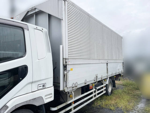 三菱ふそうファイターアルミウイング増トン（6t・8t）[写真09]