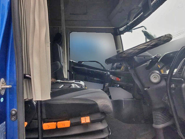 日野プロフィアアルミウイング大型（10t）[写真20]