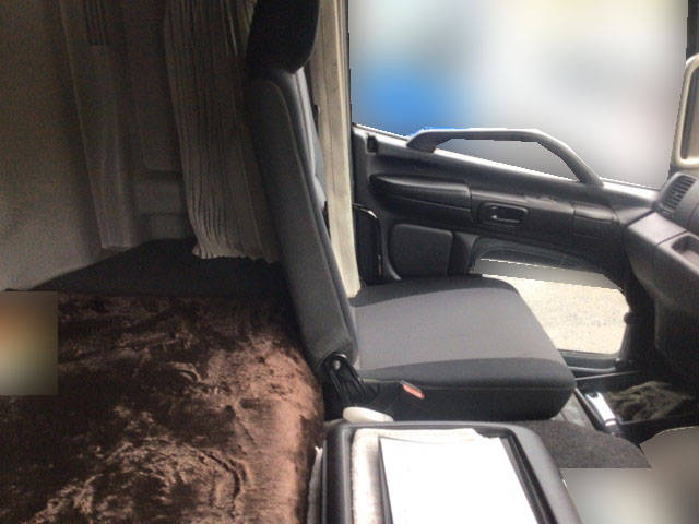 日野プロフィアアルミウイング大型（10t）[写真21]