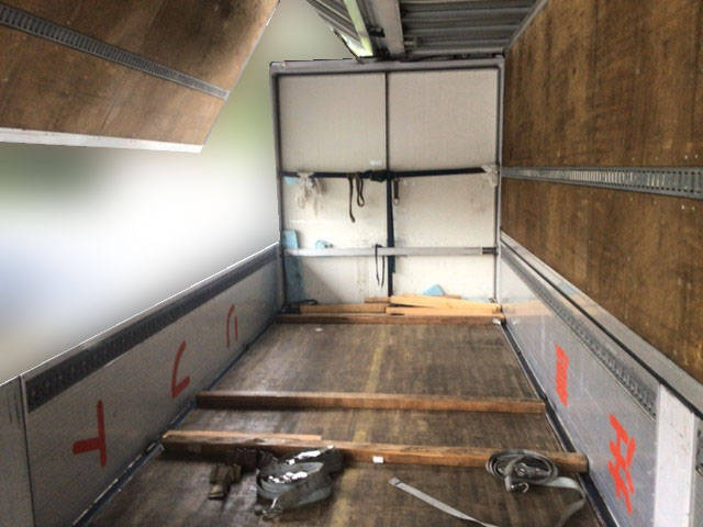 日野プロフィアアルミウイング大型（10t）[写真06]