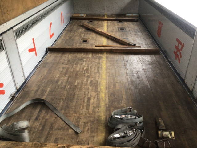 日野プロフィアアルミウイング大型（10t）[写真09]