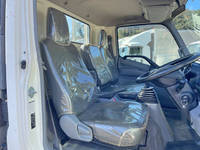 日野デュトロ平ボディ小型（2t・3t）[写真30]