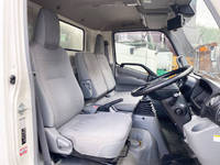 日野デュトロアルミバン小型（2t・3t）[写真25]